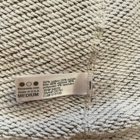 Three Dots Open Front Oversized Knit Cardigan Size Medium
Soft stretchy material - Picture 8 of 8